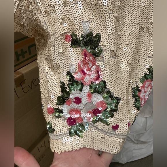 Medium pallavi mohan Thalia sequin top - Picture 6 of 8